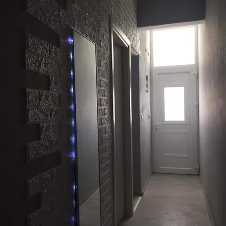 Chana's Apartman *