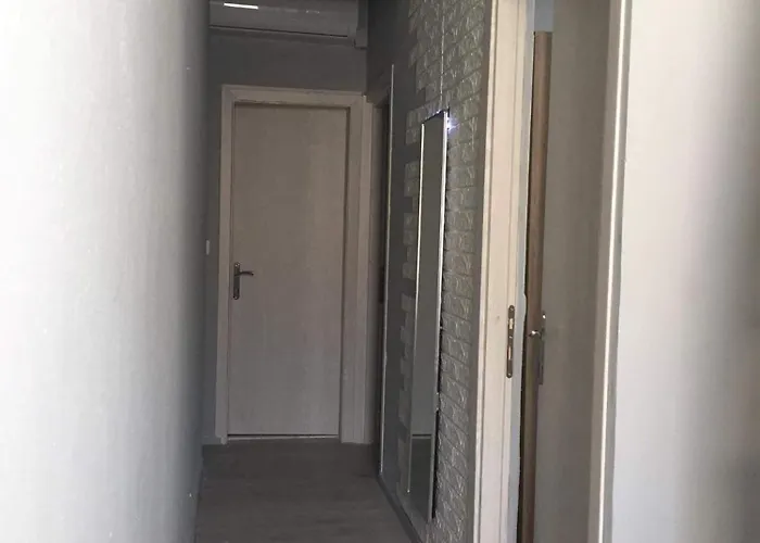 Chana's شقة يميناريا