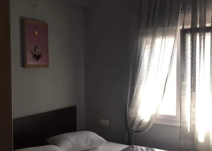 Chana's Apartament *